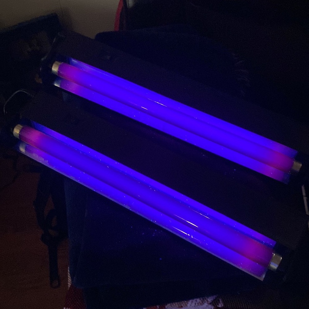 Black lights - Picture 2 of 2